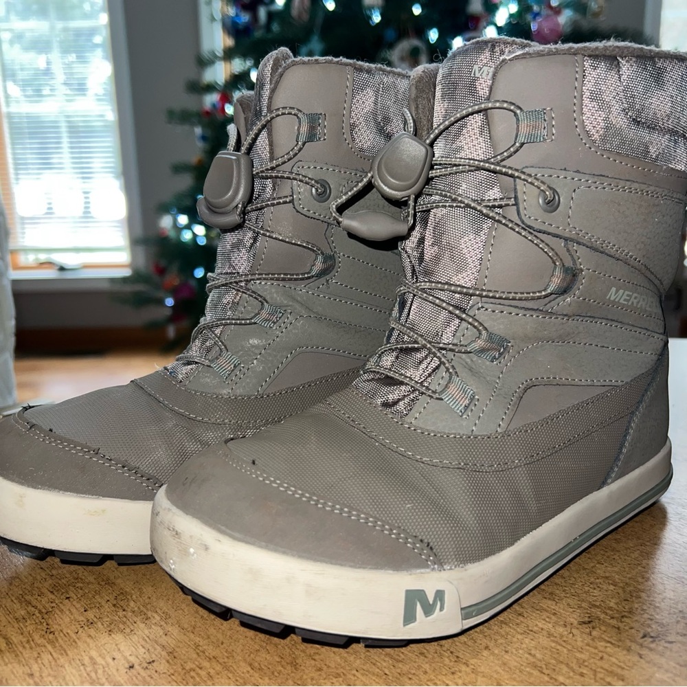 Merrell Kids Unisex Snow Bank 2.0 Boots sz 3
